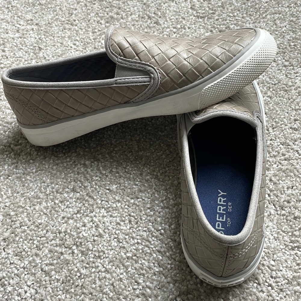 Women’s Sperry Slip-ons!